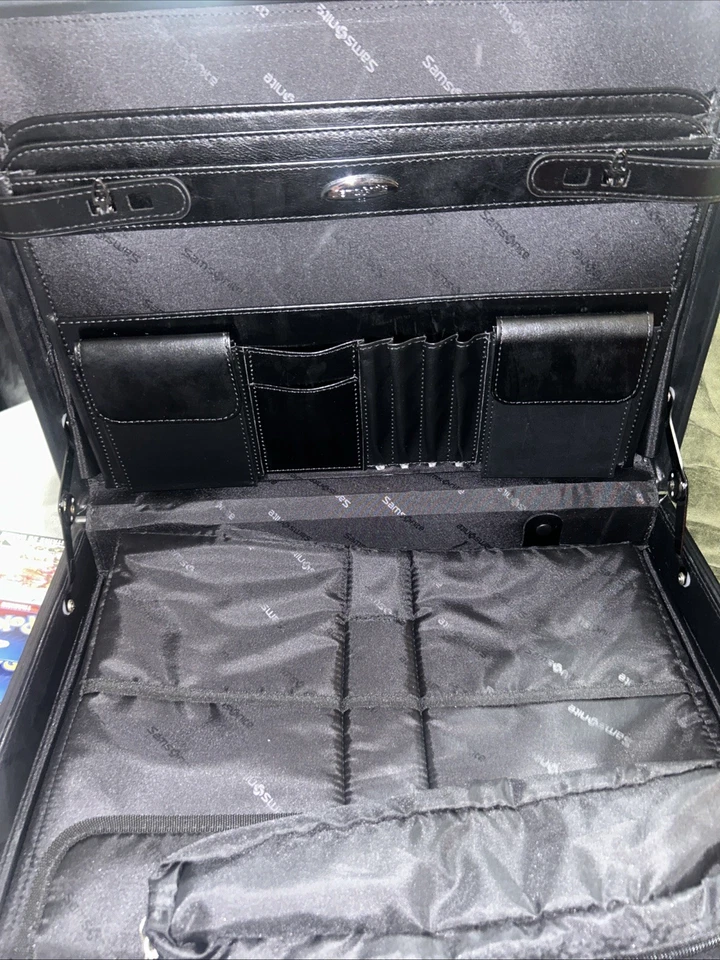 amsonite经典皮革公文包 — 第 4/4 张图片