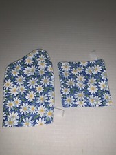 Child s Oven Mitt Potholer Set For Play Kitchen Not For Real Kitchen Use Toy