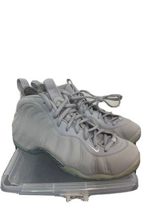 light grey foamposite