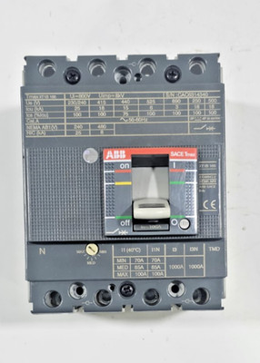 ABB SACE TMAX XT1B 160 CIRCUIT BREAKERS 100 AMPS 4 POLE 18kA 690V New   Open box