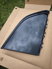 A1676702701 MB W167 GLS Maybach Seitenfenster Hinten Links und Rechts Neu OVP A1676702701 MB W167 GLS Maybach Seitenfenster Hinten Links und Rechts Neu OVP