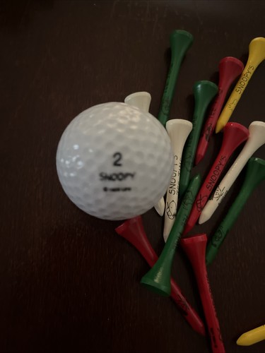VTG Snoopy's Tee Time Golf Set-1 Ball and 17 Tees-Club de Golf Laguna Hills USA - Picture 4 of 6