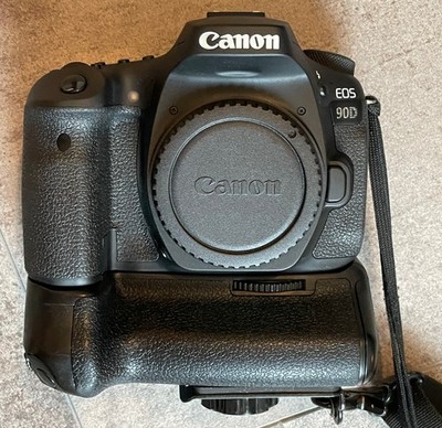 Canon EOS 90D Body + Batteriegriff + 3 Akkus   Top Zustand Zubehörpaket