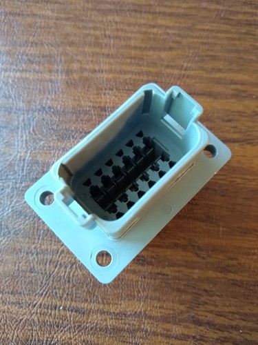 (1) DEUTSCH 12-Way Flanged Receptacle DT04-12PA-CL06, for DT Series - Picture 4 of 4