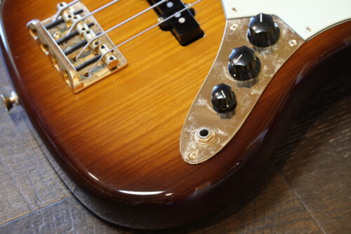 MINTY! Fender 75th Ann. Commemorative Jazz Bass 2-Color Bourbon Burst + OHSC - Picture 6 of 22