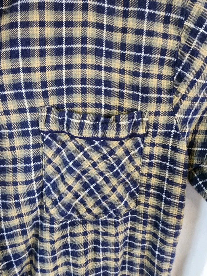 Northwest Territory Naturals Men's L button flannel plaid pajamas top & bottom - Image 4 of 4
