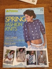 Patons Spring Fashion Knits Booklet  knitting patterns 19 Designs Book 255