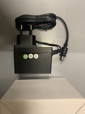 Paket: 3 x Netzladegerät 12V. 1,5A Neu