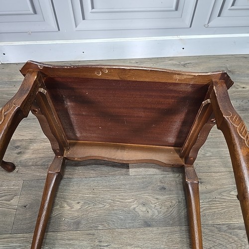 Antique Vintage Queen Anne Carved Wooden Nest Of 3 Tables - Glass Leather Tops - Picture 23 of 24