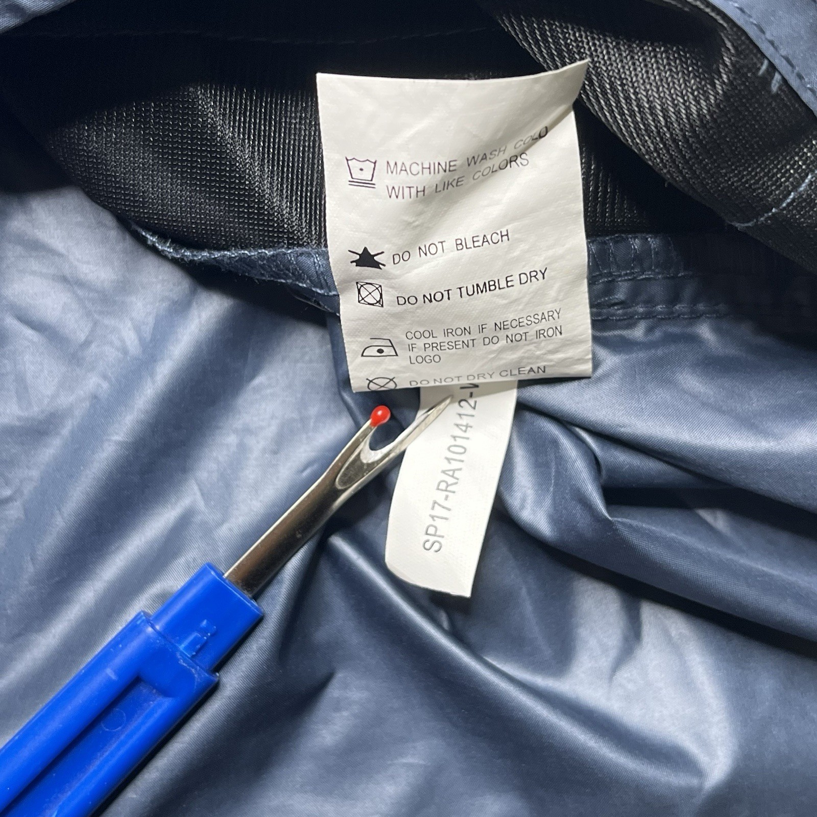 ZERO RESTRICTION 1/2 Zip Performance Sweater Tour… - image 12