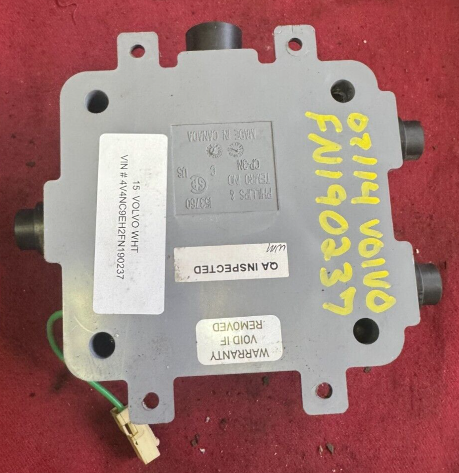 2014 VOLVO VNL 860 POWER INVERTER CONVERTER PHILIPS 153760 OEM | eBay