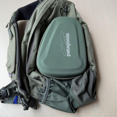 patagonia Stealth Atom Sling Military Green, unused limited From