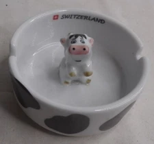 Melpa Bulle Creations Souvenir Ashtray Switzerland Dairy Cow Figure 3-1/2"Wx2"H
