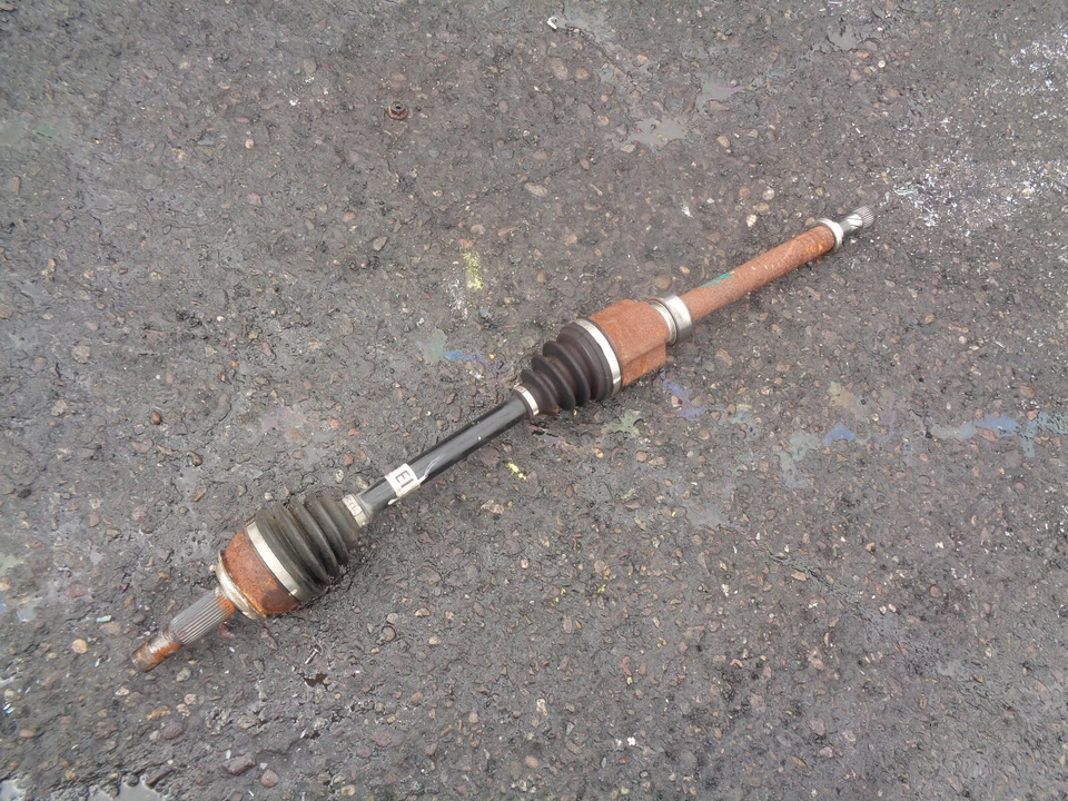 Eje de transmisión delantero lado del conductor Nissan Qashqai J11 MK2 2019 OSF Foto 2 de 4