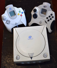 Sega Dreamcast Console With 2 Controllers VMU 2 x Rumble Packs tested working