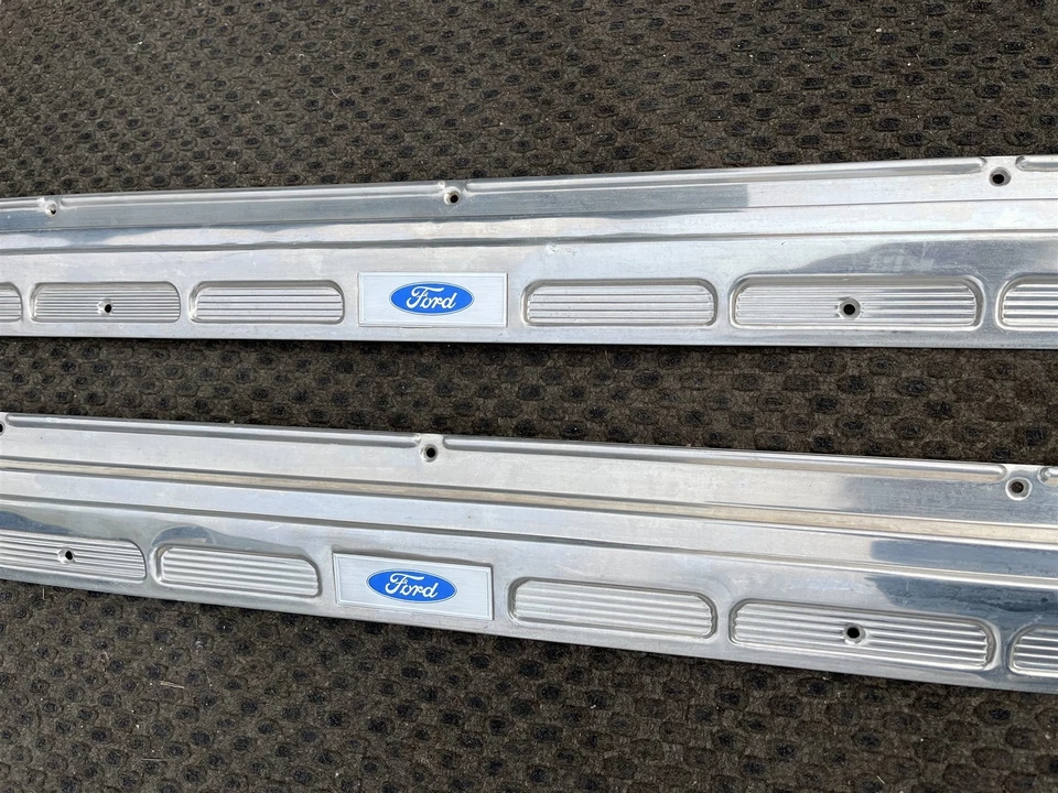 Ford Mustang 1965-1968 convertible nuevo en stock placas de alféizar par de molduras de desgaste 1966 1967 Foto 3 de 4