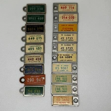 Vintage Lot of 19 Illinois DAV Mini License Plate Key Tags 1954-1974