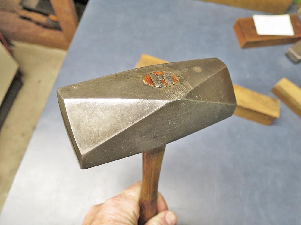 SCARCE TWIST FACE SAW MAKER ~ SAW DOCTOR ~ BLACKSMITH HAMMER APPROX. 3 LB. HEAD