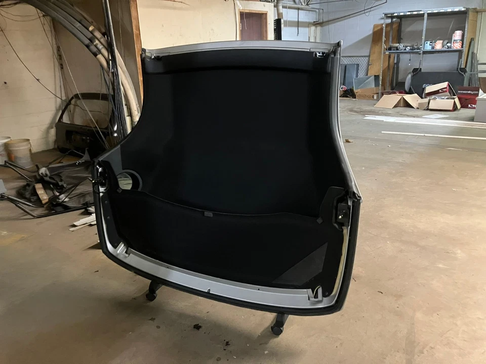 2002-2005 Ford Thunderbird hardtop with rollaround stand - Image 2 of 2