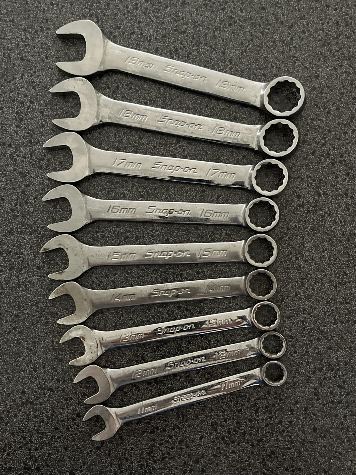 Snap-On 9 pc 12-Point Metric Flank Drive Short Combination Wrench Set 11-19mm
