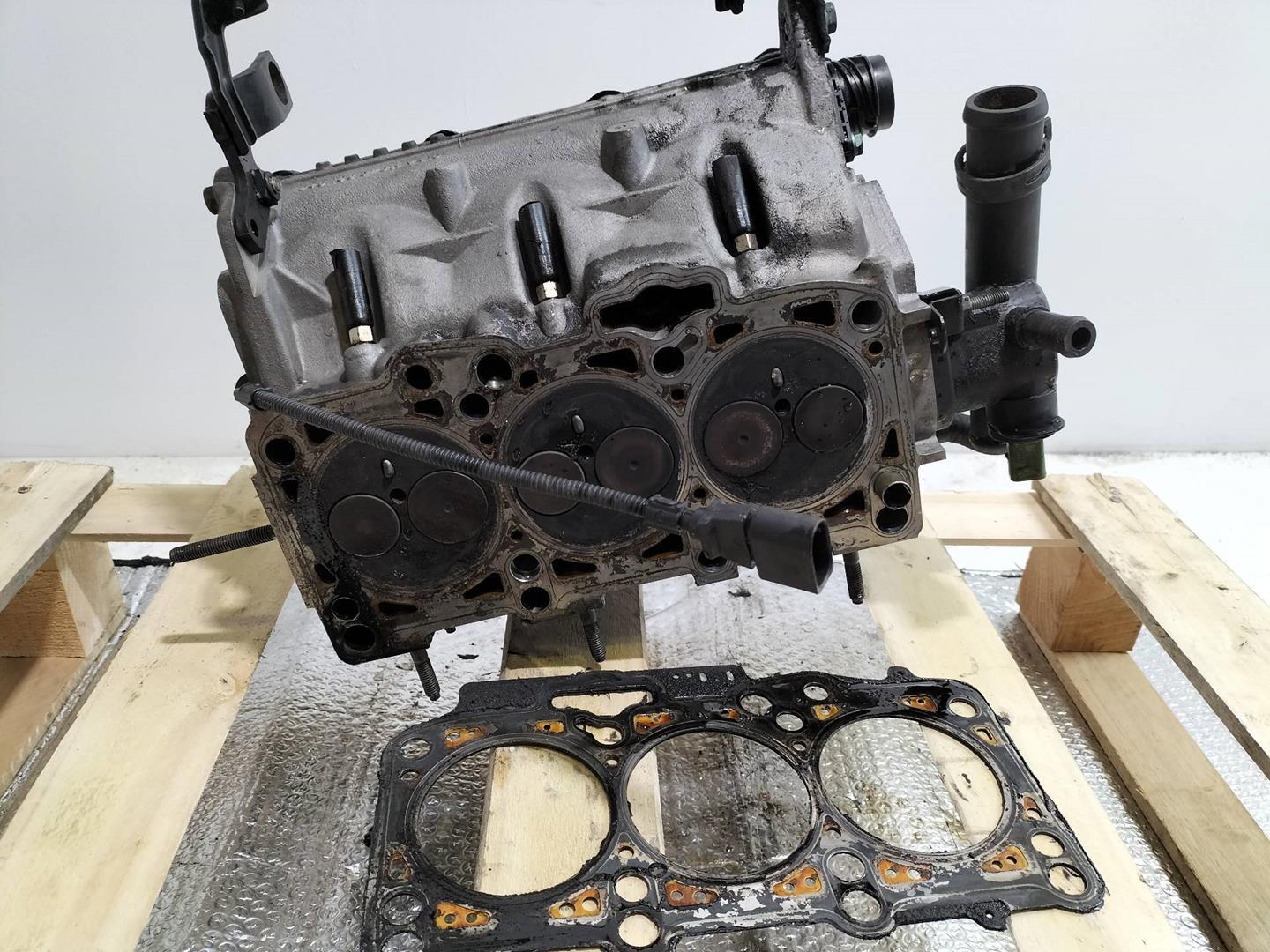045103373H zylinderkopf r. für VOLKSWAGEN POLO 1.4 TDI 1999 