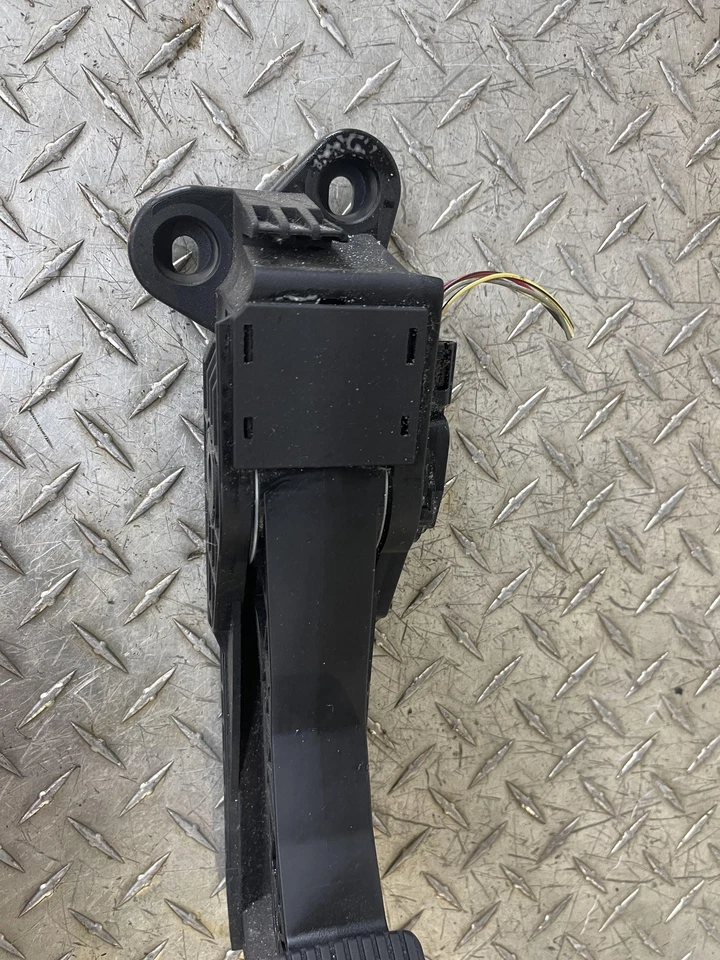 07-12 Mercedes GL450 GL550 GL350 X164 Accelerator Gas Throttle Sensor Pedal OEM - Image 2 of 4