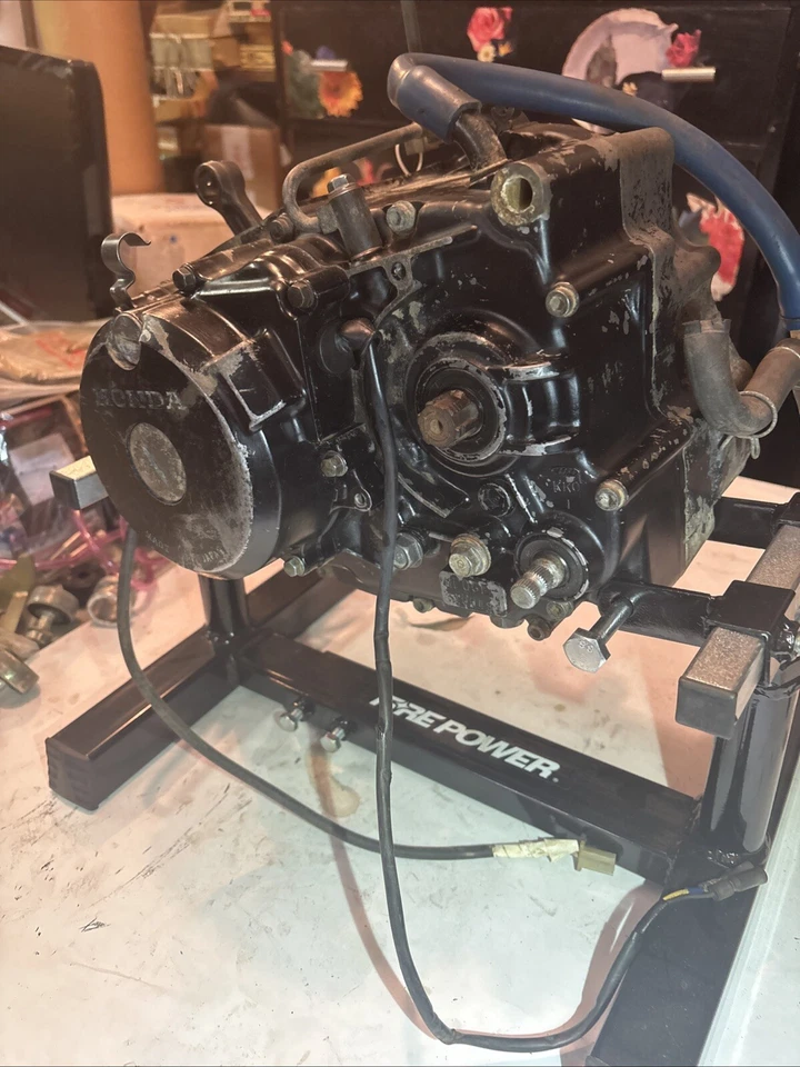 1985 Honda XR200R Bottom End Engine Motor OEM - Image 2 of 4