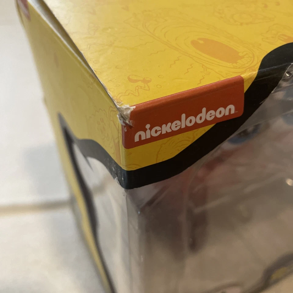 Spongebob Rainbow Glitter Kidrobot Vinyl Art Figure Collectible Nickelodeon - Image 4 of 4