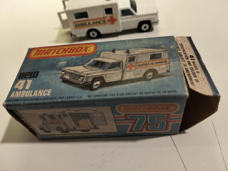 Matchbox Lesney 1977 Superfast N. 41 Ambulance Con Box Originale - Immagine 4 di 4
