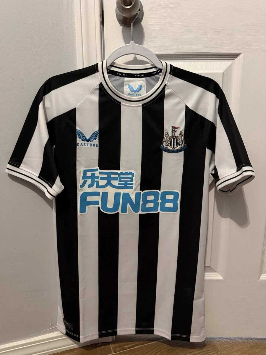 Preços baixos em Newcastle United International Club Camisas de