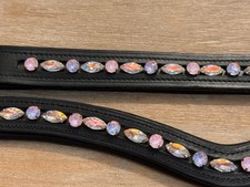 Bracelet cuir - cousu dans des strass en verre - saphir rose clair - 13-18"