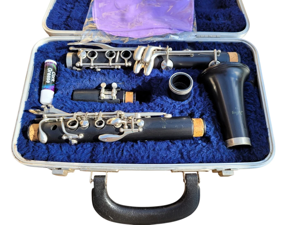 Clarinete compuesto Artley con boquilla y estuche rígido original Foto 2 de 4