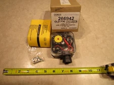 DUNGS 266942 GAS PRESSURE SWITCH, R0198