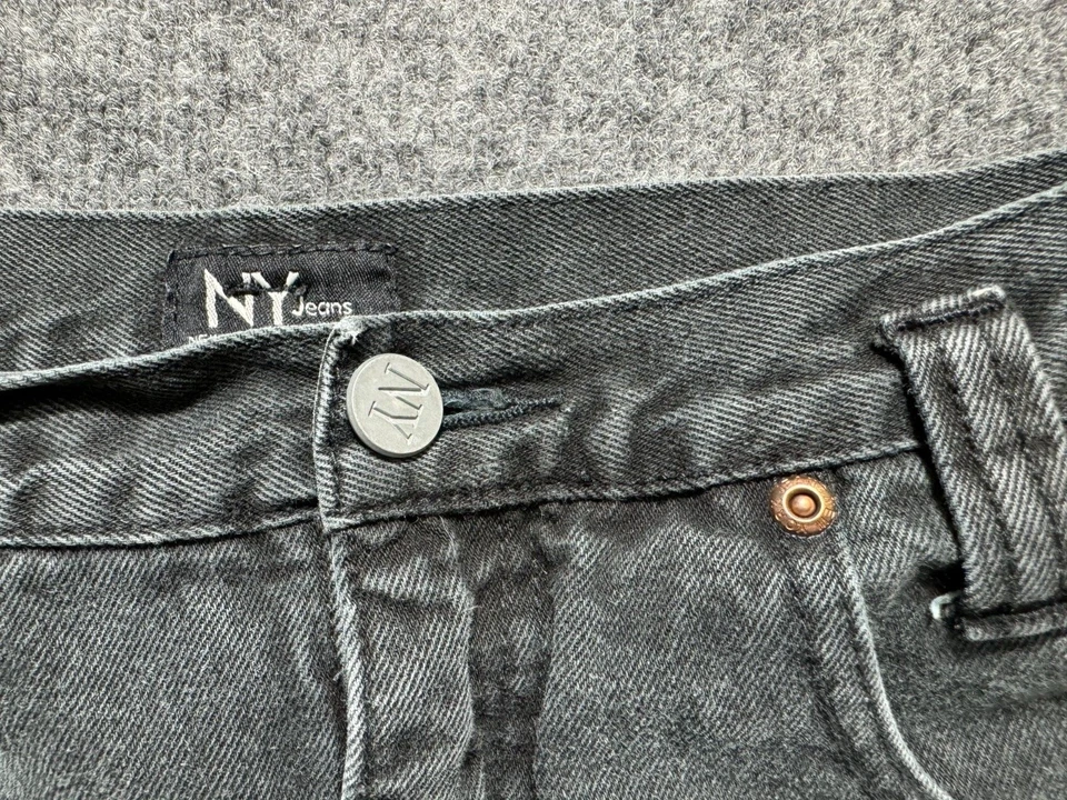 Vintage New York & Company Denim Jean Shorts Cuffed Women's Size 12 Black Faded - Image 4 of 4