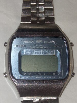 orient quartz watch vintage alarm chronograph 741104-40 ca Japan