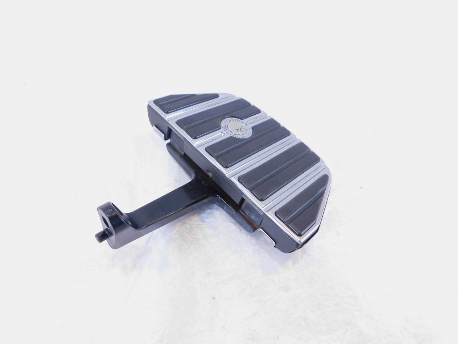 Harley Davidson Electra Glide Willie G Passenger Footboard Floorboard