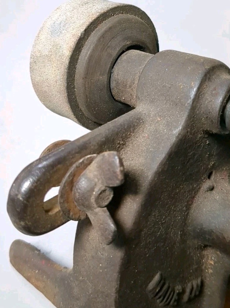 Vintage Clamp On Hand Crank Knife Sharpener Grinder Kitchen Shop Tool