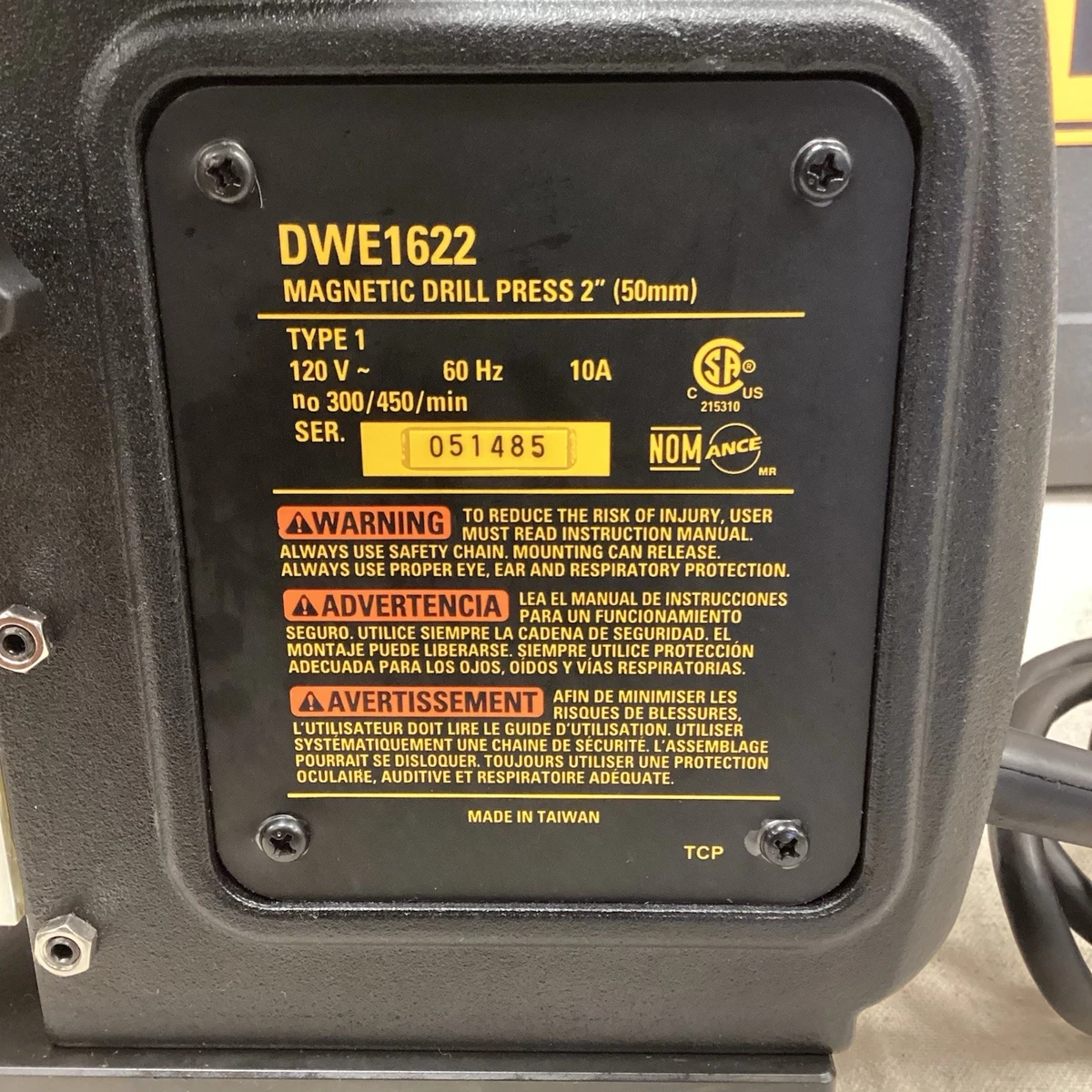 DEWALT DWE1622K Taladro Prensa 300 RPM 450 RPM Imán Eléctrico 4 3/8" Taladro Viaje
