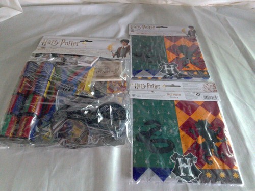 Harry Potter Mega Mix Value Pack plus 2 packages of Harry Potter Loot Bags - Picture 2 of 5