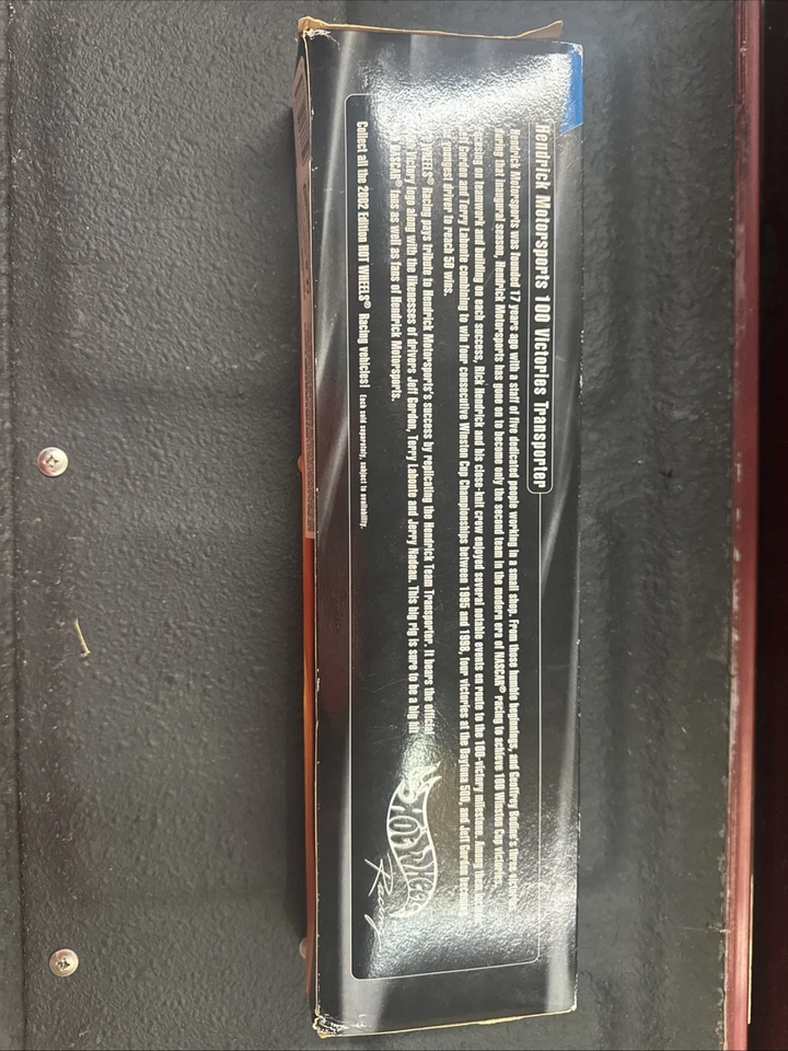 Hot Wheels Hendrick Motorsports 100 Victories Transporter NASCAR Diecast 1:64 Foto 3 de 4