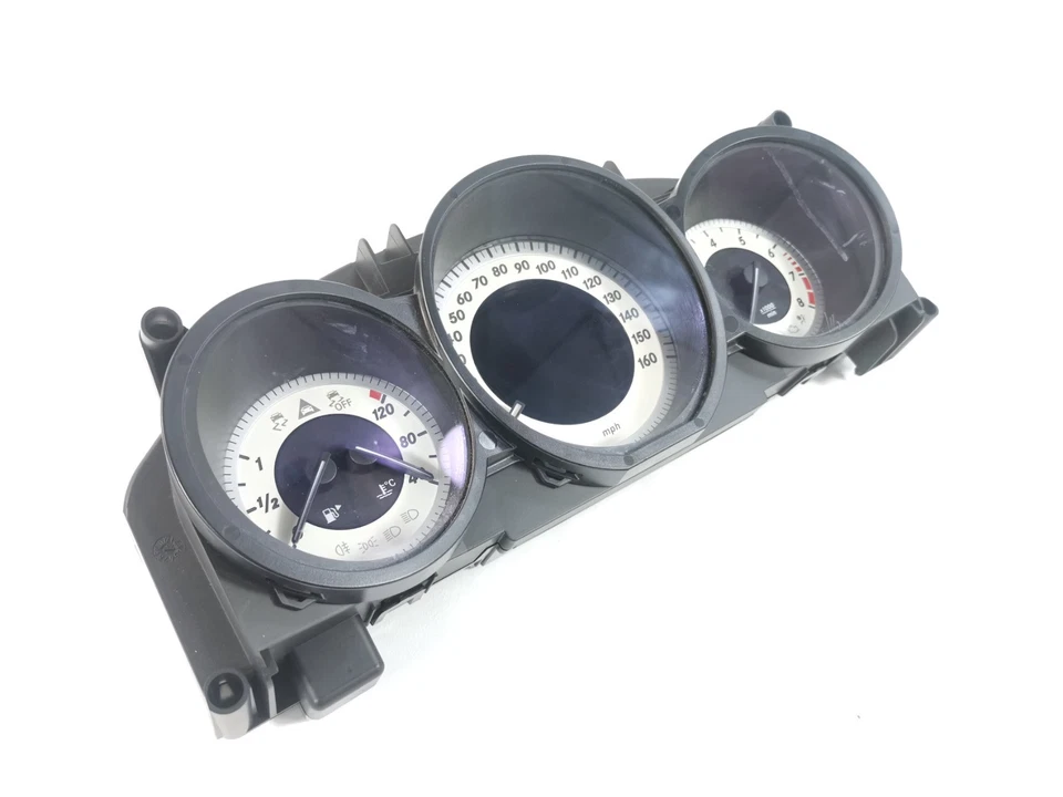 Cuadro de instrumentos velocímetro medidor Mercedes-Benz CLS550 4.7 2014 A2C87307000 Foto 4 de 4