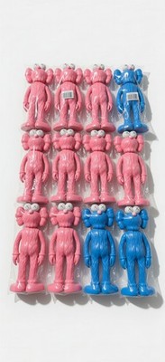 Kaws Figure -BFF Companion x MoMa exclusive sets (VERY RARE BLUE
