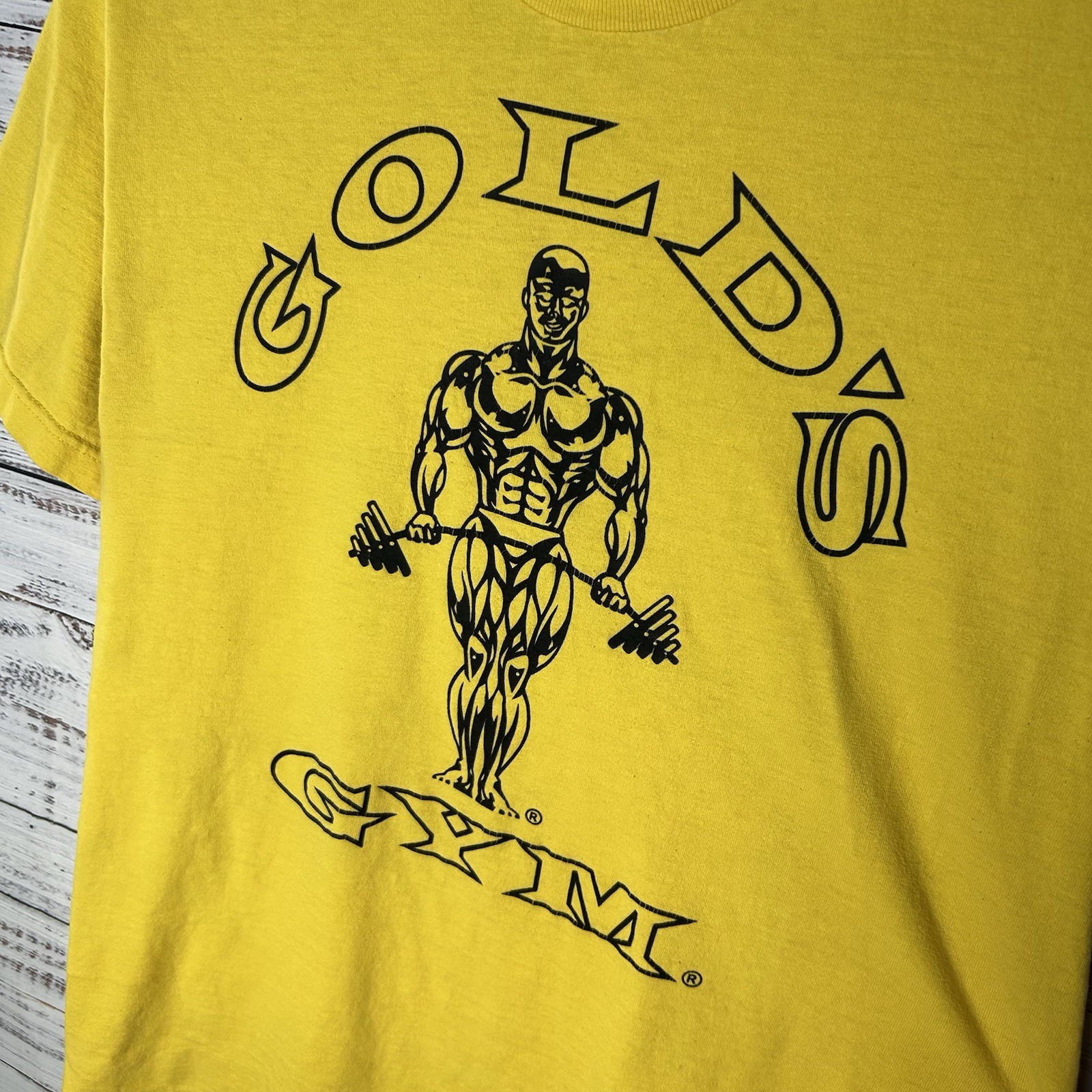 Vintage 90s Golds Gym Weightlifting Lifting Graphic T-Shirt Yellow Men’s Large