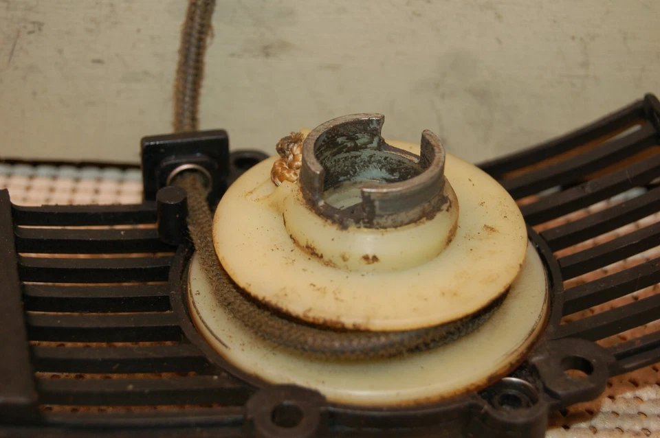 Arrancador de tracción de motosierra Sachs Dolmar 108 108.116.010 Foto 4 de 4