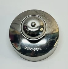 The Pampered Chef Cut-N-Seal 3.5" Sandwich Cutter and Sealer - Silver (1195)