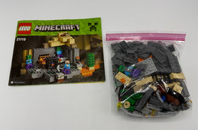 LEGO MINECRAFT -21119 The Dungeon -853610 Pack -21123 Iron Golem - 100% Complete