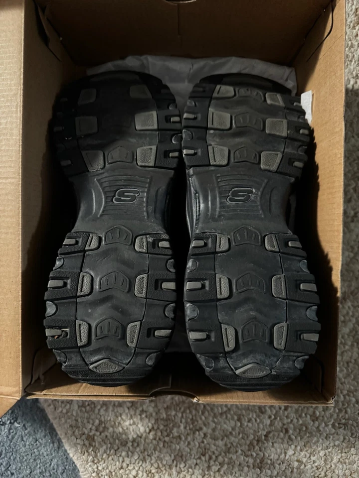 Skechers D'Lites Play On 黑色女式 10 码宽版运动鞋 11949W — 第 4/4 张图片