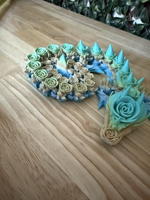 Articulated rose Dragon 3D Printed Flexi Fidget Desk Toy Fantasy Gift