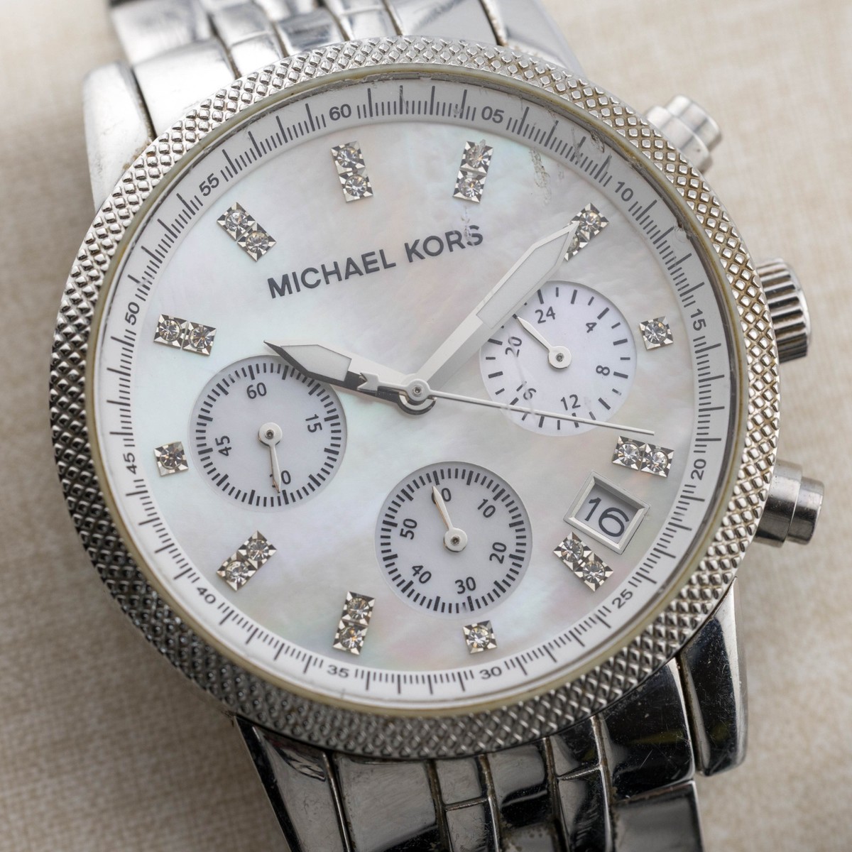 Micheal Kors MK5020 Stainless steel bracelet new battery come with leather case Michael Kors MK-5020 Stainless Steel Chronograph Women main image 3