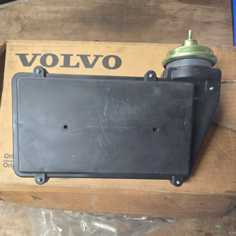 Volvo 240 Chrysler Ignition Control Unit 1346105 - Image 3 of 3
